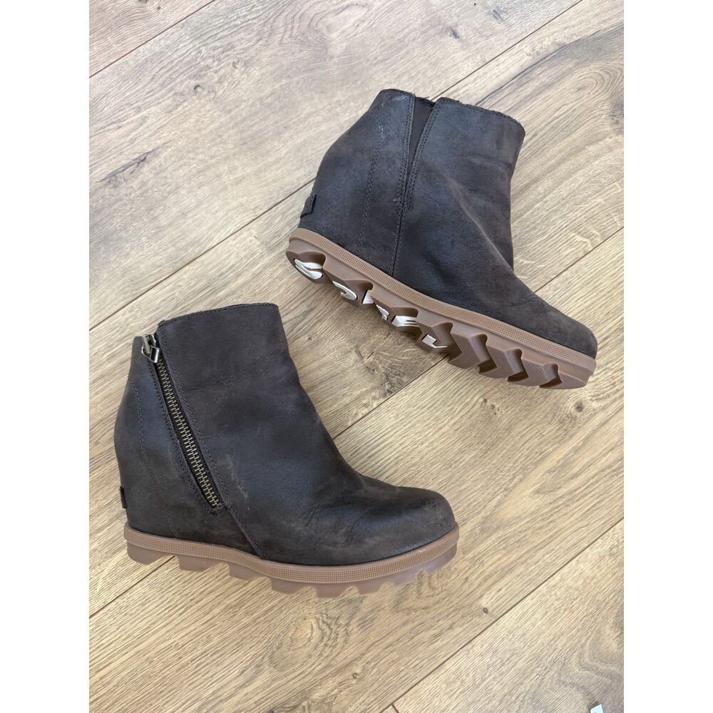 SOREL 8 Joan of Arctic Boots Women Brown Leather Hidden Wedge Chelsea NL3766-205